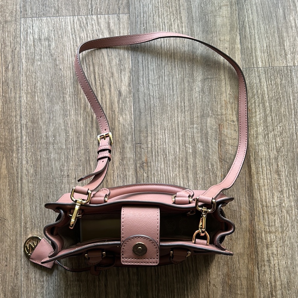 Authentic Michael Kors Small Crossbody Mauve Pink Bag - Picture 5 of 11